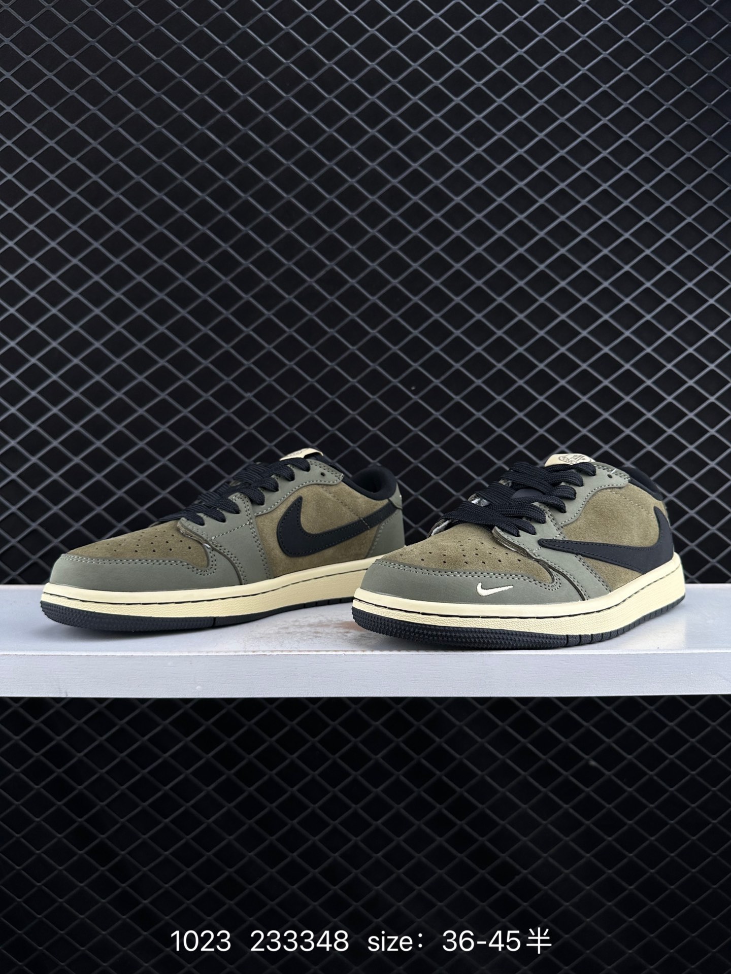 Travis Scott x Air Jordan 1 ” Reverse Mocha “